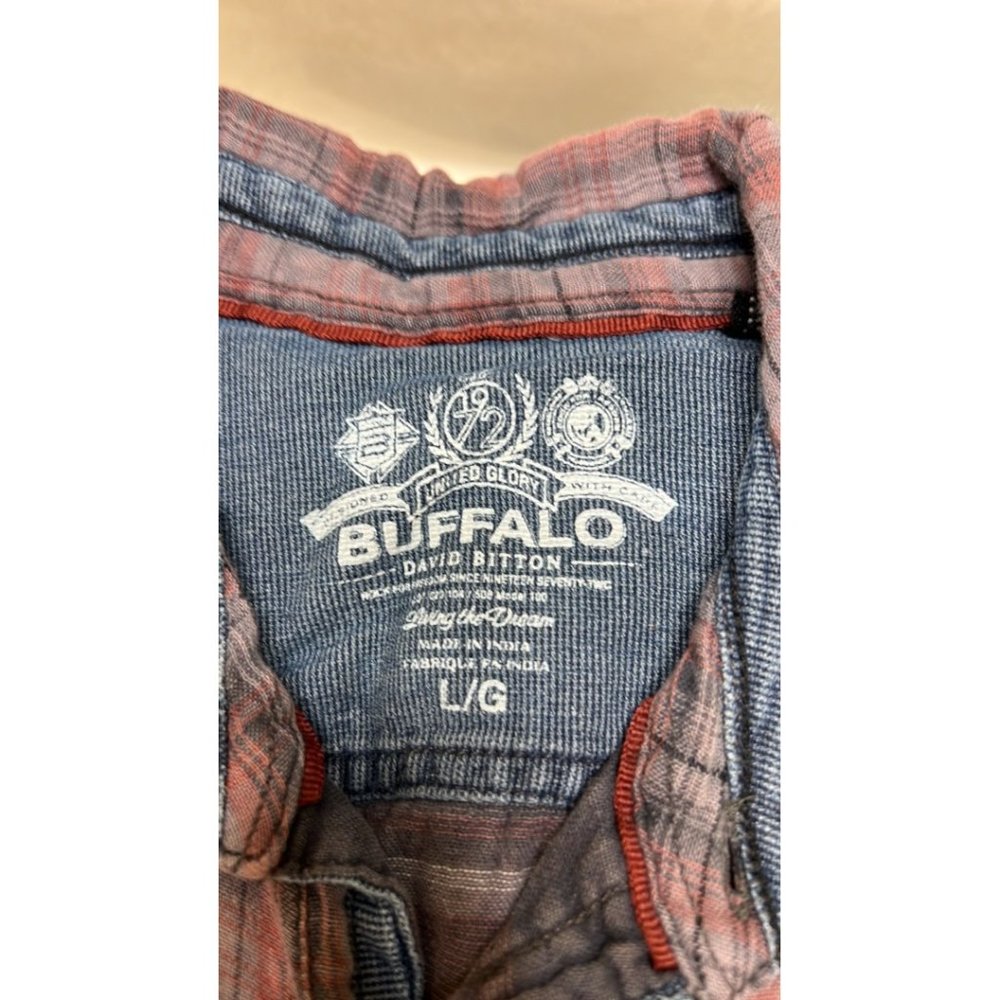 Buffalo David Bitton Men's Size Large Shirt. - Picture 3 of 3